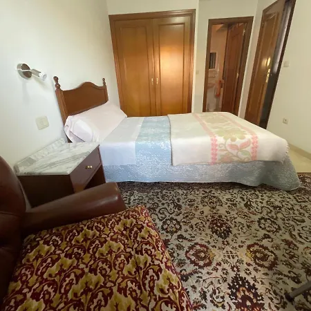 Residencia Universidad 3*