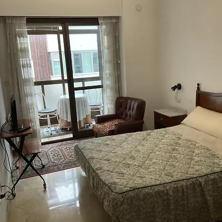 Residencia Universidad 3*