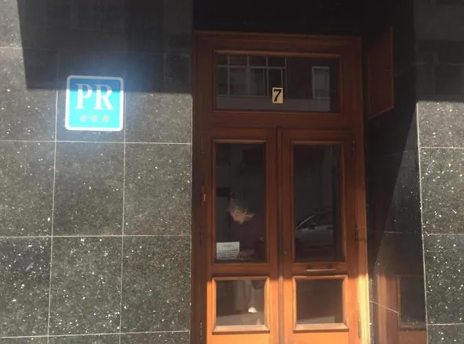 Gasthuis Residencia Universidad Ourense